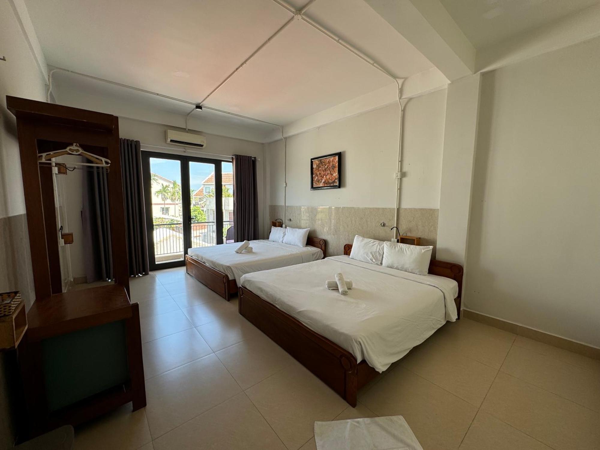 Bed Station Hostel & Pool Bar Hoi An " Former Sunflower" エクステリア 写真