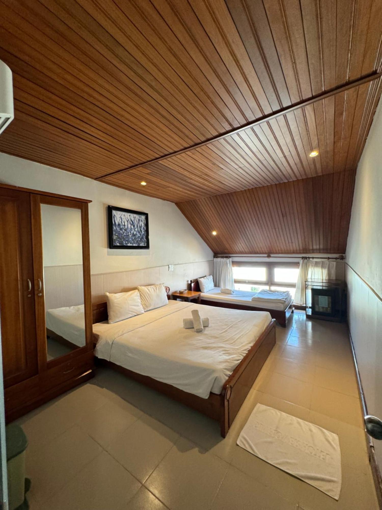 Bed Station Hostel & Pool Bar Hoi An " Former Sunflower" エクステリア 写真