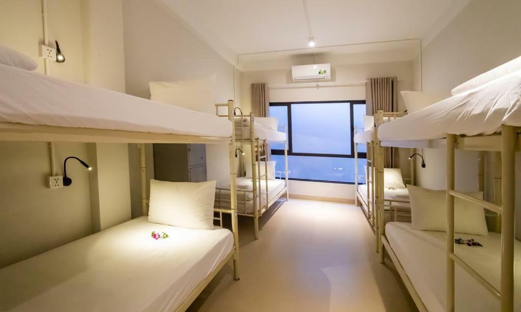 Bed Station Hostel & Pool Bar Hoi An " Former Sunflower" エクステリア 写真